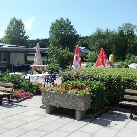 Nur Dach Fuer Vier Personen Neuhausen (Baden-Wurttemberg)